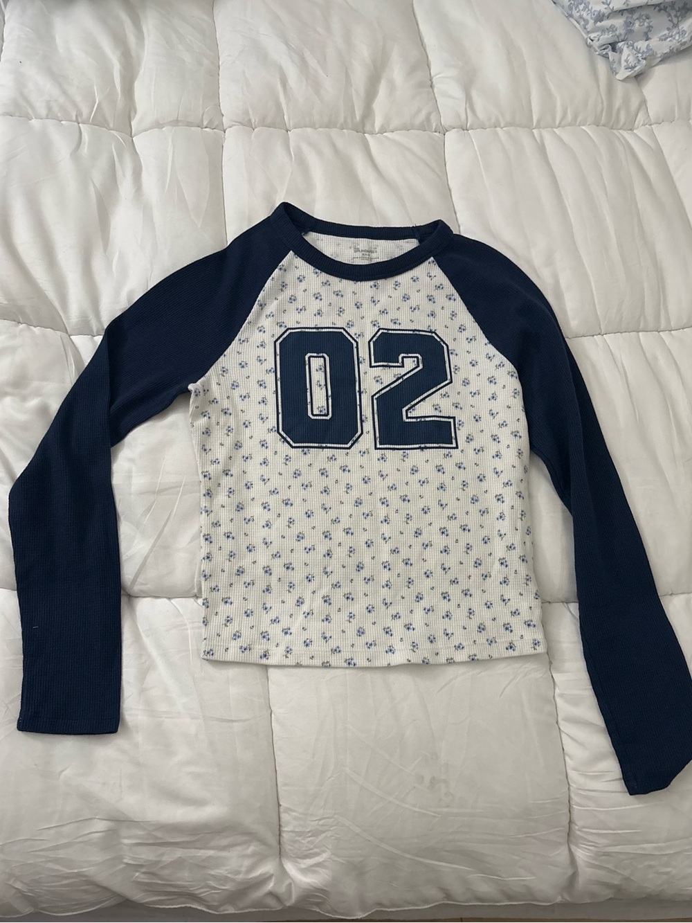 No Boundaries Navy & White Raglan Long-Sleeve Top with '02' Appliqué